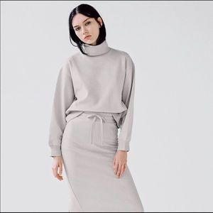 Zara MOCK NECK SWEATSHIRT